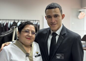 Henderson Perdomo: una historia de perseverancia y transformación en el turismo