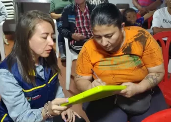Con jornada multisectorial, la Alcaldía de Pereira llevó su oferta institucional a las familias afectadas por incendio en Villa Santana