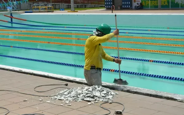 Avanzan con éxito las obras de reparación por garantia en las piscinas de la Villa Olímpica de Pereira