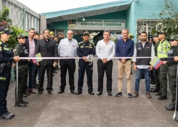 Con normalidad académica y de manera segura, más de 60.000 estudiantes de colegios oficiales de Pereira retornaron a las aulas