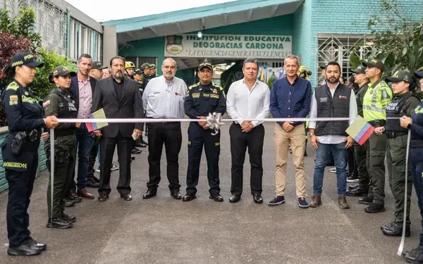 Con normalidad académica y de manera segura, más de 60.000 estudiantes de colegios oficiales de Pereira retornaron a las aulas