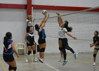 Con el pitazo inicial, Pereira puso a ‘rodar’ los Juegos Intercolegiados 2025