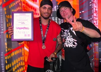 El risaraldense Santiago Henao subió al podio del Campeonato Mundial de Skate, en Rusia