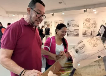 Cuatro expositores, exhiben sus obras en la Sala Carlos Drews y el Centro Cultural Lucy Tejada, durante las Fiestas de la Cosecha