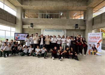 LAS CHARLAS CON EL SECRE LLEGARON A LA INSTITUCIÓN EDUCATIVA HUGO ÁNGEL JARAMILLO