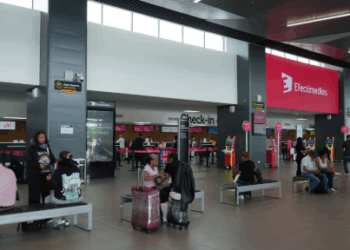 La Aerocivil ordenó que toda la flota de aviones A320 debe permanecer inmovilizada tras el aviso urgente de Airbus