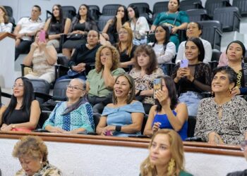 Más de 40 emprendedoras se fortalecieron con la ‘Escuela Mujeres como Tú’, de la Gobernación
