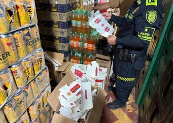 26 cajetillas de cigarrillo de contrabando fueron aprehendidas por el Grupo Operativo Anticontrabando y la Policía Nacional en La Virginia