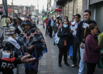 Pacientes Colombia aseguró que decisión del Gobierno Petro está “condenando a millones de colombianos a quedarse sin atención”