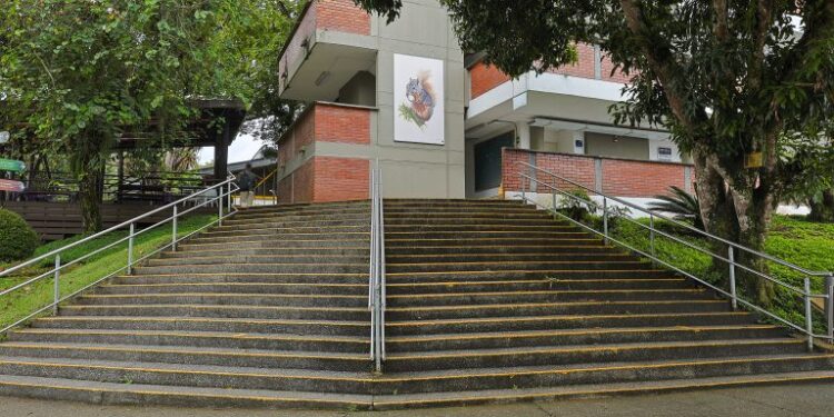 Impulsa tu futuro profesional: inscripciones abiertas a la Maestría en Administración de Empresas