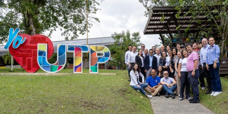 La Facultad de Tecnología culmina un año marcado por el fortalecimiento académico, la expansión territorial y el trabajo articulado con el sector productivo y la comunidad