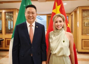 Jazmín Chi: la mujer que construye puentes entre el éxito y el corazón humano