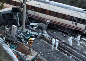 Última hora del accidente de trenes en Adamuz (Córdoba), en directo: el Gobierno declara tres días de luto en memoria de las víctimas y asegura que “darán con la verdad”