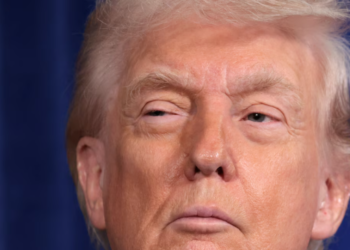 Donald Trump envía claro y contundente mensaje a Gustavo Petro: “Tiene que cuidar su trasero”