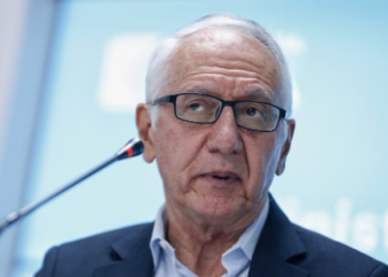 Ministro de Salud defendió su polémica frase “los ricos también lloran”: “No me arrepiento de haber dicho eso”