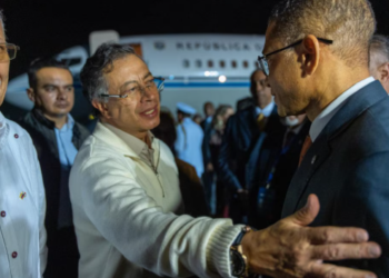 Gustavo Petro ya está en Panamá para el Foro Económico Internacional, entre la tensión con Ecuador y su encuentro con Trump