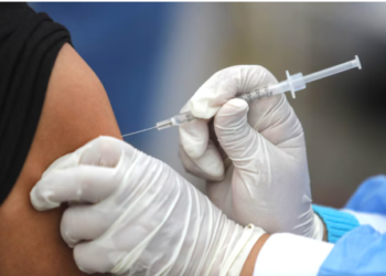 Ministerio de Salud negó recorte al Programa Ampliado de Inmunizaciones tras alertas de expertos: aseguró disponibilidad de vacunas hasta 2027