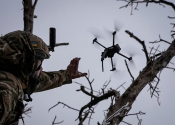 Cuatro años de guerra en Ucrania: cómo los drones transformaron el campo de batalla