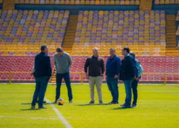 Dimayor y clubes dieron luz verde para que el fútbol vuelva a El Campín: esto fue lo que le hicieron a la grama del estadio