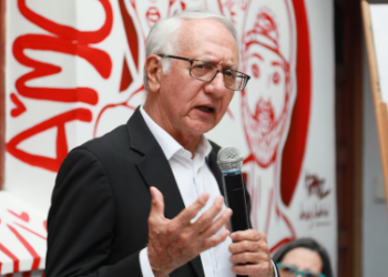 Ministro de Salud se refirió a la muerte de Kevin Acosta y le habría echado la culpa a la madre: “Tienen que estar restringidos”