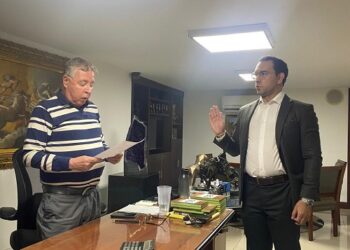 ALCALDE AD HOC PARA TEMAS ELECTORALES TOMÓ POSESIÓN ANTE NOTARIO QUINTO DE PEREIRA