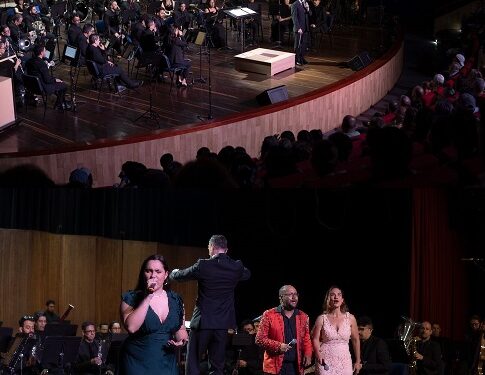 Suspiros y boleros en el primer concierto de gala de la Banda Sinfónica de Pereira