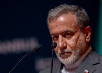 El régimen de Irán afirmó que continuará con los ataques durante “el tiempo que sea necesario” y descartó negociar con Washington