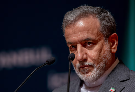 El régimen de Irán afirmó que continuará con los ataques durante “el tiempo que sea necesario” y descartó negociar con Washington