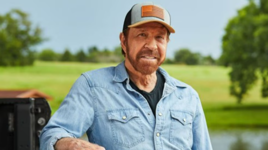 Murió Chuck Norris, leyenda del cine y las artes marciales