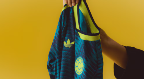 La selección Colombia presentó la camiseta alternativa que usará en el Mundial 2026: estos son los detalles de la prenda