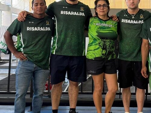 Tres deportistas y una entrenadora Casta de Campeones, representarán a Colombia en Panamericano de Levantamiento de Pesas