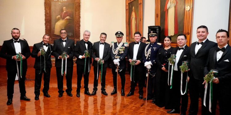 Desde la Gobernación de Risaralda acompañamos la tradicional procesión del Santo Sepulcro