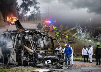 Oleada de violencia en Colombia: son 11 ataques en 24 horas; esta es la arremetida de ‘Iván Mordisco’ contra el Gobierno Petro