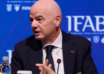 Tarjeta roja por taparse la boca: así regirá la nueva regla en el Mundial 2026