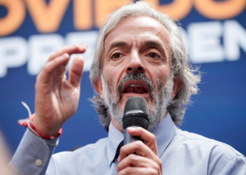 Por supuestas interceptaciones a Abelardo de la Espriella, Juan Daniel Oviedo exigió transparencia a Gustavo Petro: “Quiere incendiar las elecciones”