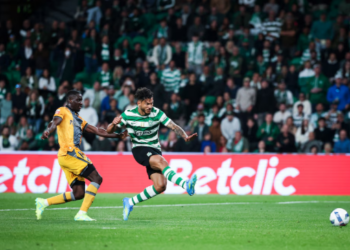 Así calificó la prensa portuguesa a Luis Javier Suárez tras su gol con el Sporting Lisboa: “Contratado con la difícil misión”