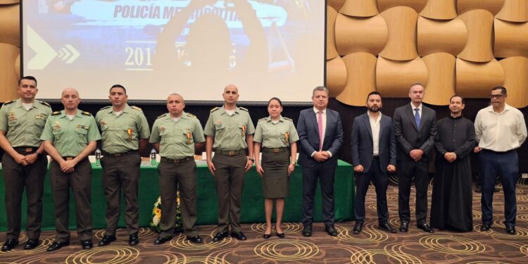 Alcaldía exalta a la Policía Metropolitana en sus 16 años de existencia con la Medalla General Valentín Deaza