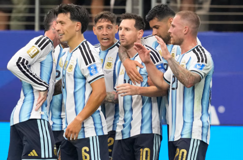 Con un Messi histórico, Argentina venció 2-0 a Austria y avanzó a los 16avos de final del Mundial 2026