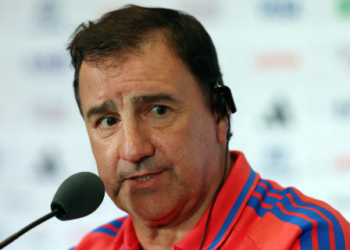 Néstor Lorenzo y sus impresiones en la previa del partido de Colombia ante Portugal: “En un Mundial nunca dejas nada al azar”