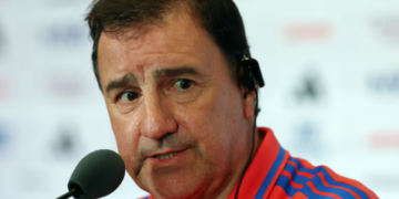 Néstor Lorenzo y sus impresiones en la previa del partido de Colombia ante Portugal: “En un Mundial nunca dejas nada al azar”