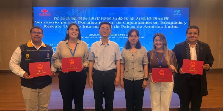 Pereira fortalece su capacidad de respuesta ante emergencias con formación internacional en China