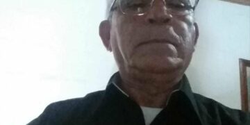 Noches de Luna y Poetas