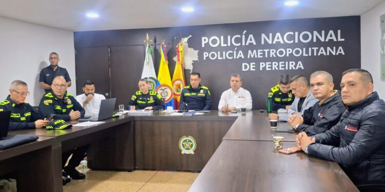 LA SEGUNDA VUELTA DE LAS ELECCIONES PRESIDENCIALES SE INICIÓ EN PEREIRA SIN NINGÚN INCONVENIENTE
