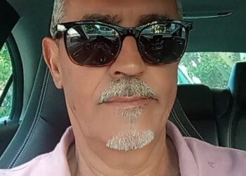 LOS HOMBRES TAMBIÉN LLORAN