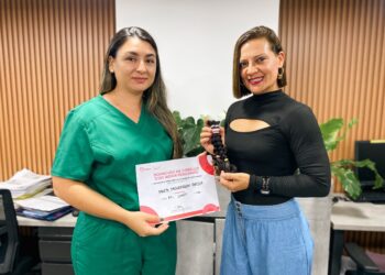 UN MECHÓN DE CABELLO, UNA ESPERANZA PARA QUIENES LUCHAN CONTRA EL CÁNCER