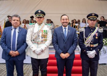 Juan Diego Patiño conmemoró los 216 años de la Independencia honrando a quienes protegen la seguridad de los colombianos