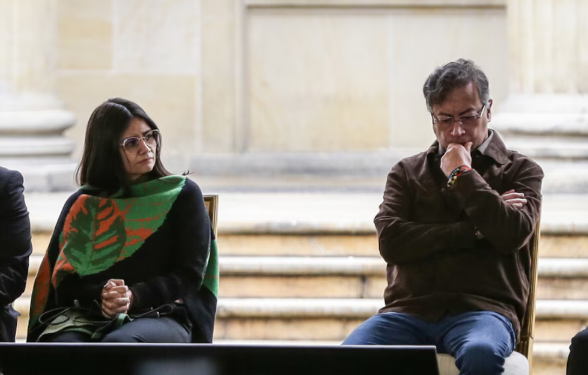 Angie Rodríguez responsabilizó a Petro por sus quebrantos de salud mental a causa de los ataques en su contra: “Me parece una bajeza” La directora del Fondo Adaptación definió las declaraciones