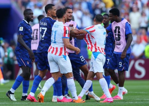 El crudo análisis de la prensa francesa sobre el juego de Paraguay: “Conducta antideportiva y agresión directa”
