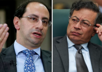 Gustavo Petro respondió señalamientos del vicepresidente de Abelardo de la Espriella sobre una ‘destrucción institucional profunda’: “Encontré un pueblo lleno de hambre”