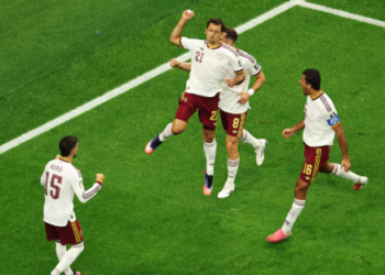 España brilla con luz propia y acaba con Francia para sellar su billete para la final del Mundial 2026